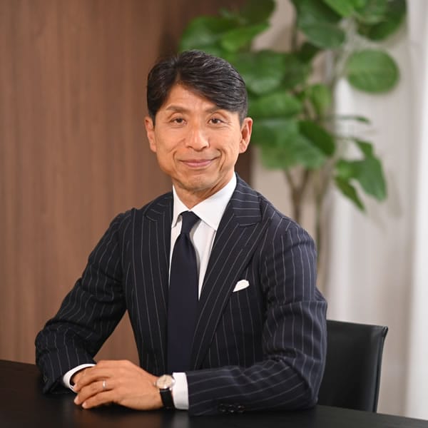 ゼロワン株式会社、代表取締役社長、中川いち朗